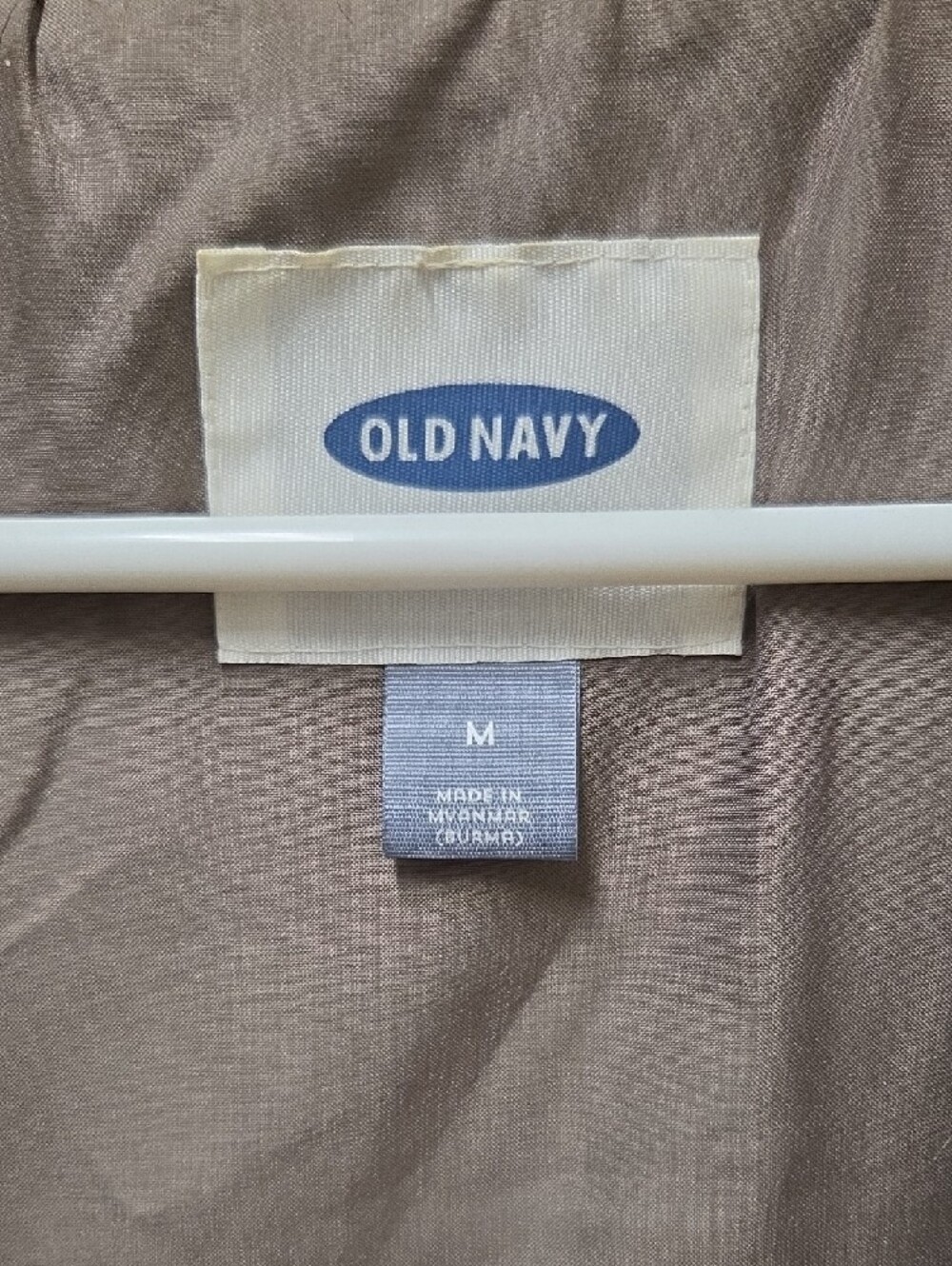 Old Navy Faux Fur Vest in Taupe Brown - Picture 3 of 3